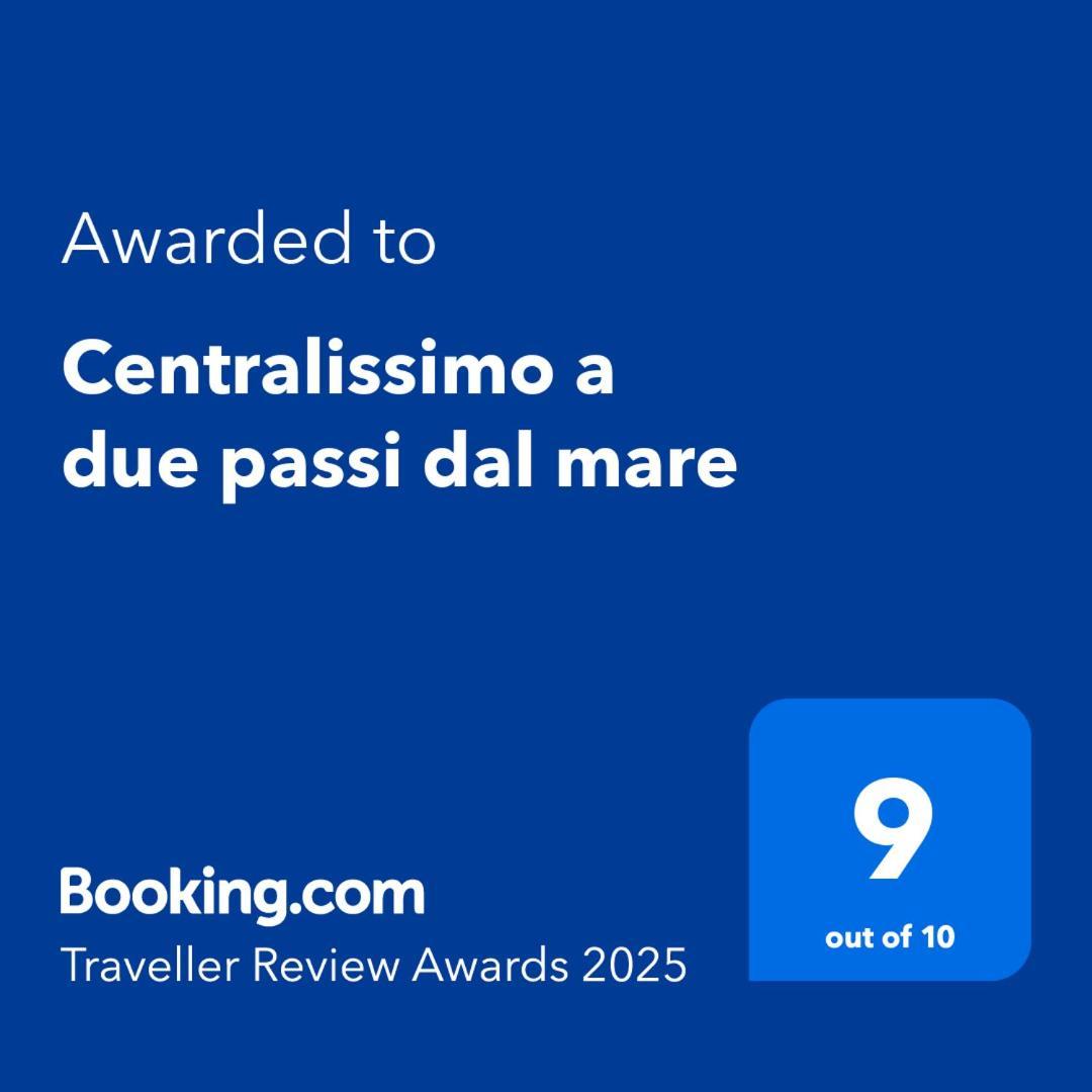 Centralissimo A Due Passi Dal Mare フォッローニカ エクステリア 写真
